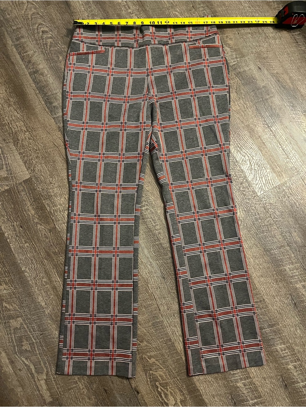 New York & Company Women’s Size XL Gray Plaid Chinos Pants with Red Windowpane